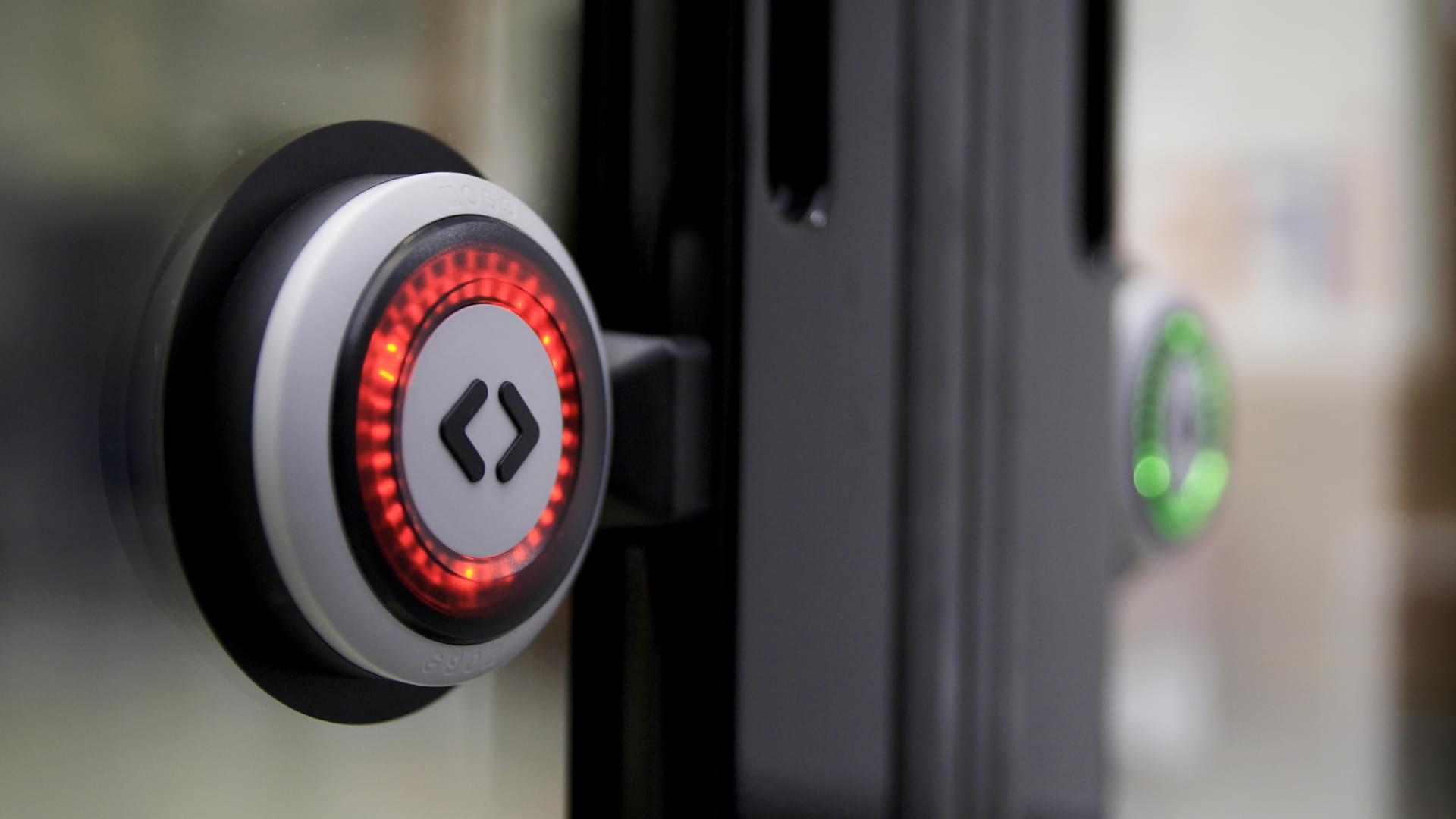 LIFEDrive with door button